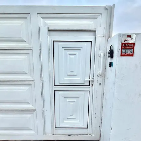 Golf Del Sur Апартаменты *